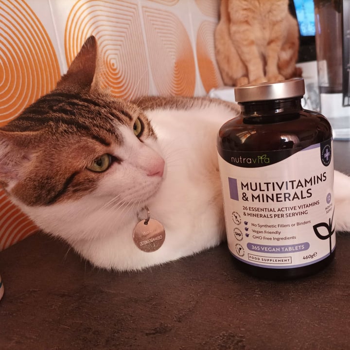 review photo of Nutravita Multivitamins & minerals shared by @cricchi on 16 May 2022 - review