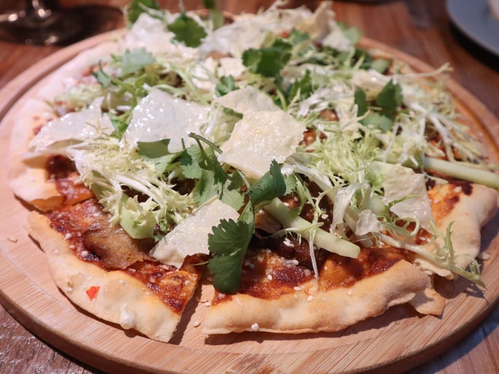 photo of POP Vegan Vegan Peking Duck Pizza shared by @kaylabear on  04 Apr 2019 - review
