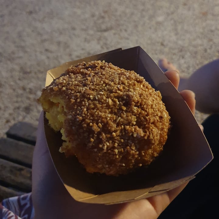 photo of Cantunera Ibla Arancino vegano shared by @erdivonblumentopf on  28 Aug 2022 - review