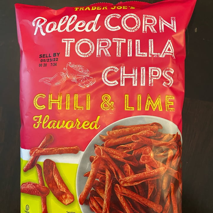 photo of Trader Joe's Corn Tortilla Chips Chili & Lime Flavored shared by @merelymarlo on  02 Apr 2022 - review
