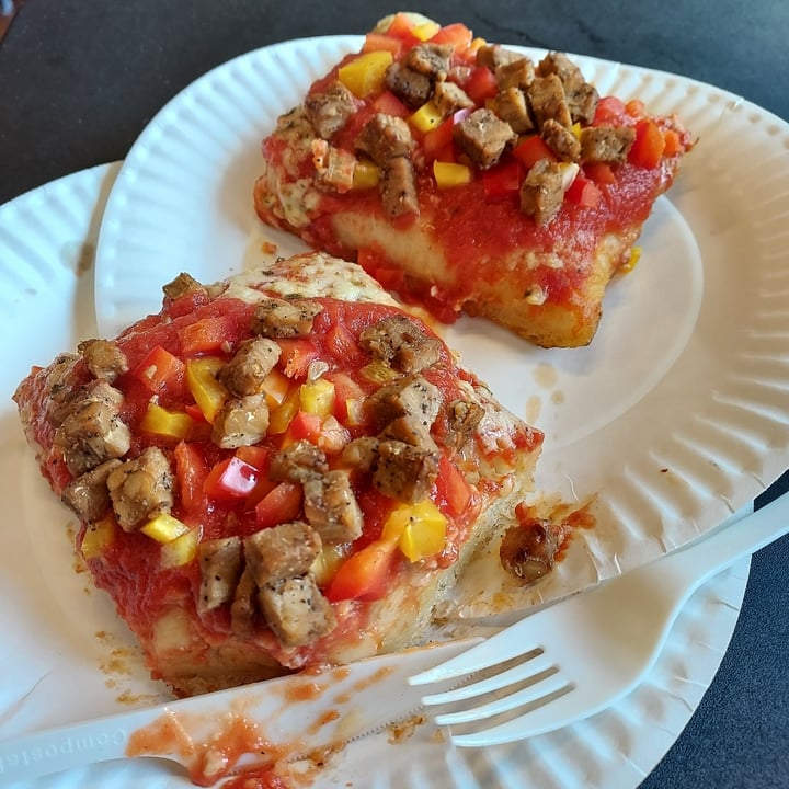 photo of Big Nonna's Sicilian slices shared by @spacedemon on  30 Jun 2022 - review