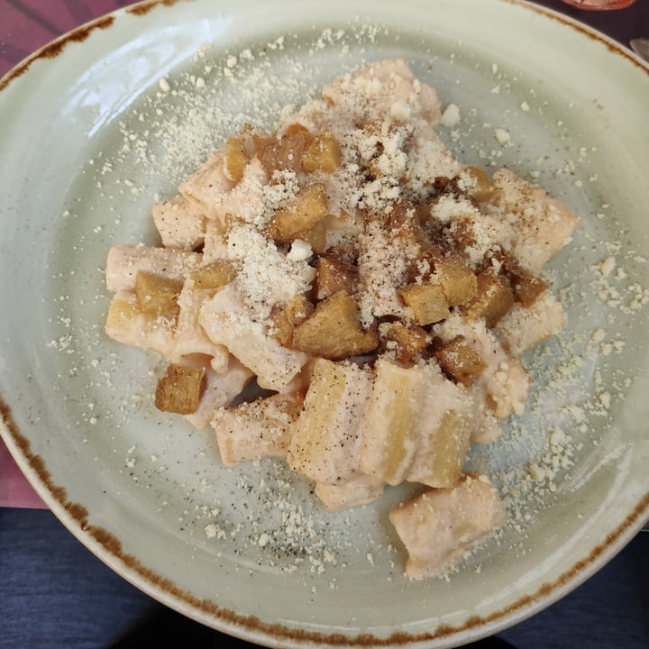 photo of Rifugio Romano Mezzamanica Alla Gricia Vegan shared by @fede9393 on  23 May 2022 - review