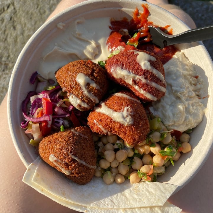 photo of Falafelmate FalafelBowl shared by @veganmarshmallow on  27 Apr 2020 - review