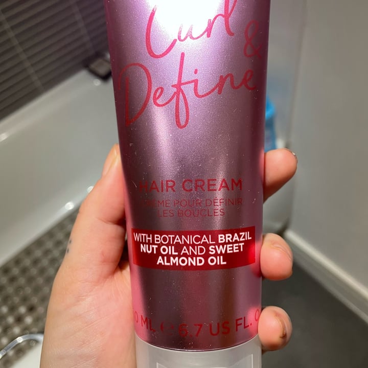 photo of Primark Beauty hair cream shared by @lullast on  14 May 2022 - review