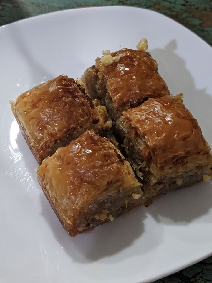 photo of Vegan Istanbul Baklava shared by @polimana on  20 Feb 2020 - review