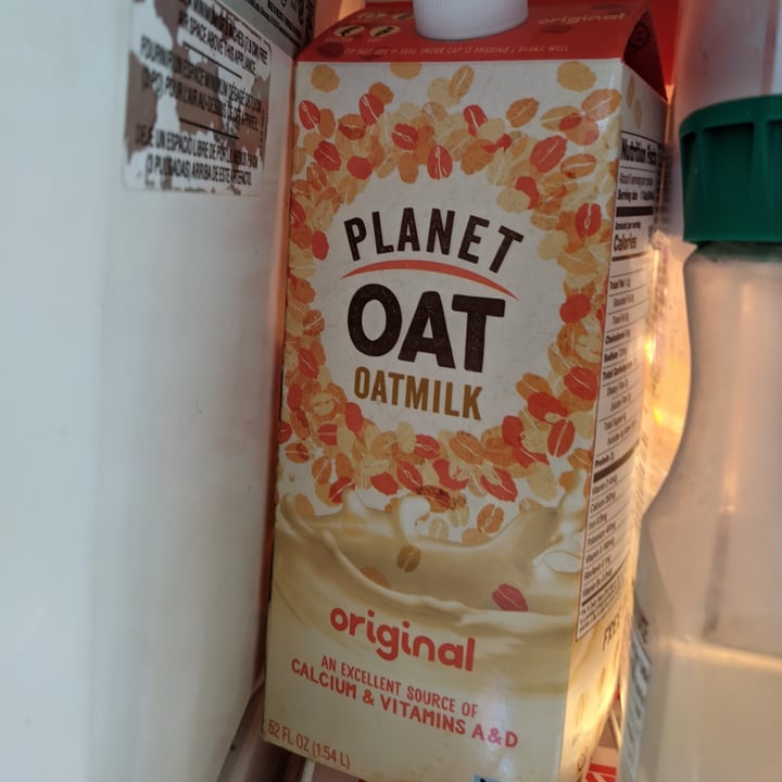 photo of Planet Oat Oatmilk Extra Creamy Original shared by @vegohvegan on  05 Feb 2021 - review