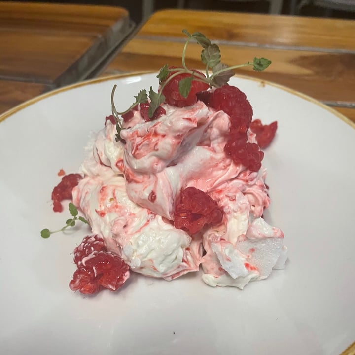 photo of The Lighterman Plant Based Eton Mess shared by @n5foodie on  13 May 2021 - review