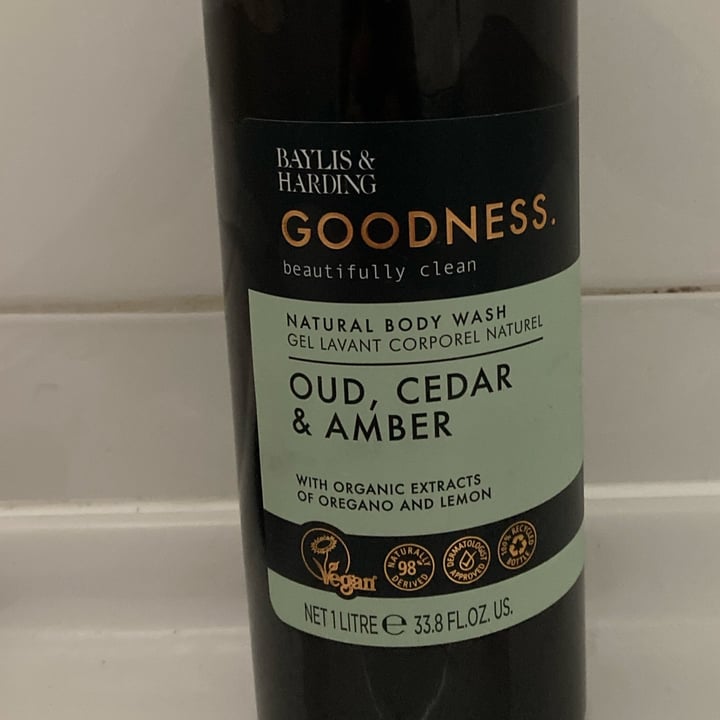 photo of Baylis & Harding Oud, Cedar And Amber Body Wash shared by @laurap96 on  30 Mar 2022 - review