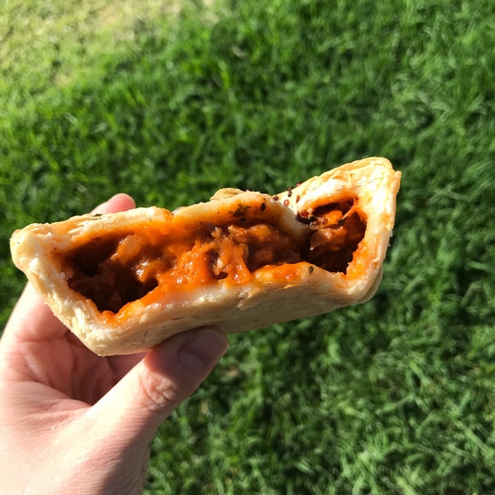 review photo of bp Vegan Butter Chicken Pie shared by @-juniper- on 24 Apr 2022 - review