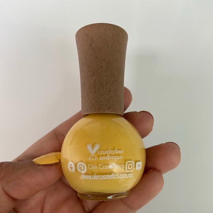 photo of Olé! Naturals Esmalte Para Uñas shared by @marianamontanozv on  02 Jun 2021 - review