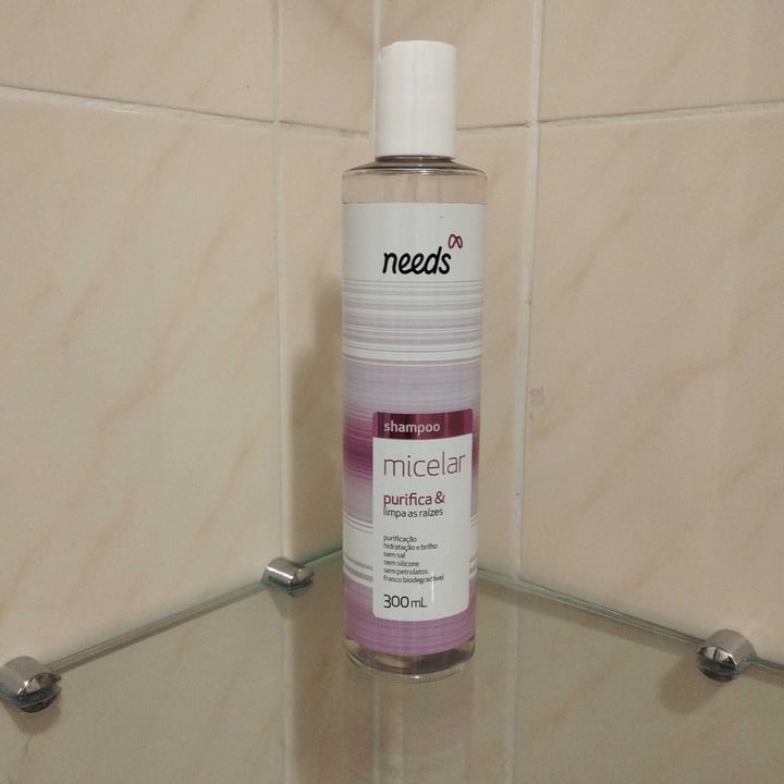 photo of Needs shampoo micelar shared by @lelelarcher on  20 May 2022 - review