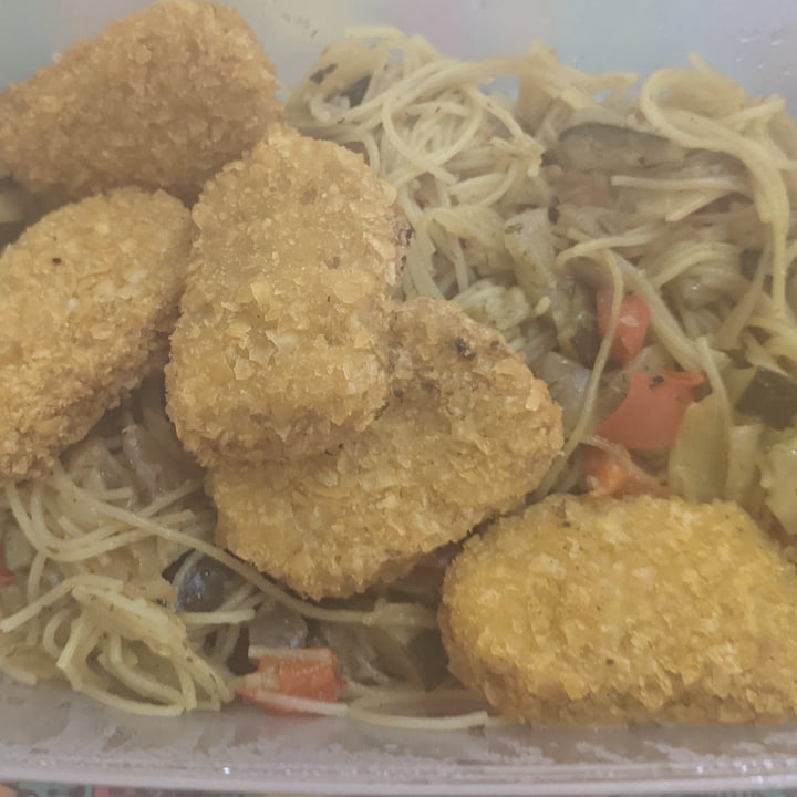 review photo of Squeaky Bean Crispy Nuggets shared by @vegvan on 22 May 2021 - review