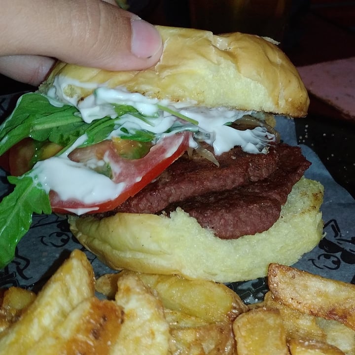 review photo of Cerdos Voladores Not Cerdo shared by @veganeitor on 05 Dec 2020 - review