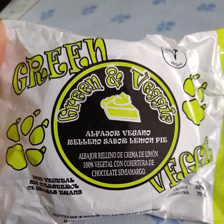photo of Green & Veggie Alfajor Vegano relleno Lemon Pie shared by @fabuchi on  13 Dec 2020 - review