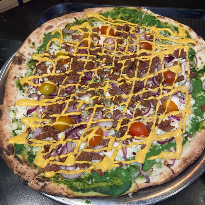 photo of Hell's Pizza Not Guilty Pizza XXL shared by @aritagim on  18 Mar 2022 - review