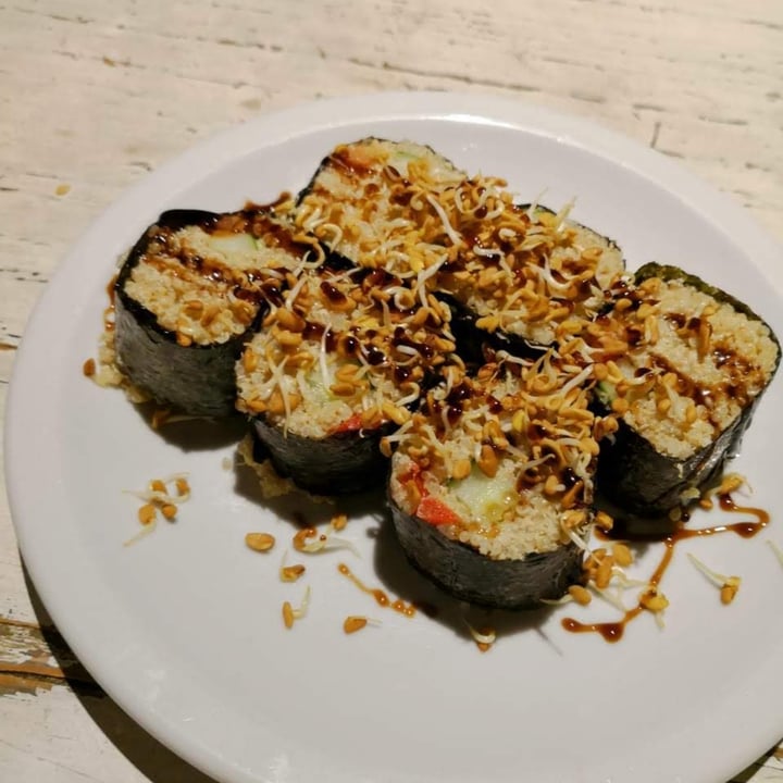 photo of Casa Munay Sushi shared by @catalinaclerici on  01 Jun 2020 - review