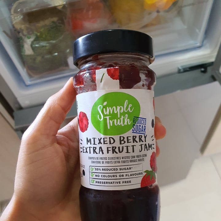 photo of Simple Truth Mixed berry extra fruit jam shared by @jesscaga on  28 Apr 2020 - review