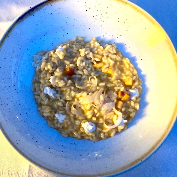 review photo of Polisena L'Altro Agriturismo Risotto alla Dolcissima di Breme, cacio vegetale e pesche shared by @khris on 25 Jul 2021 - review