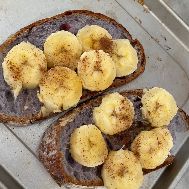 photo of Cedele Butterfly Pea Sourdough shared by @hedgeshogs on  07 Feb 2021 - review