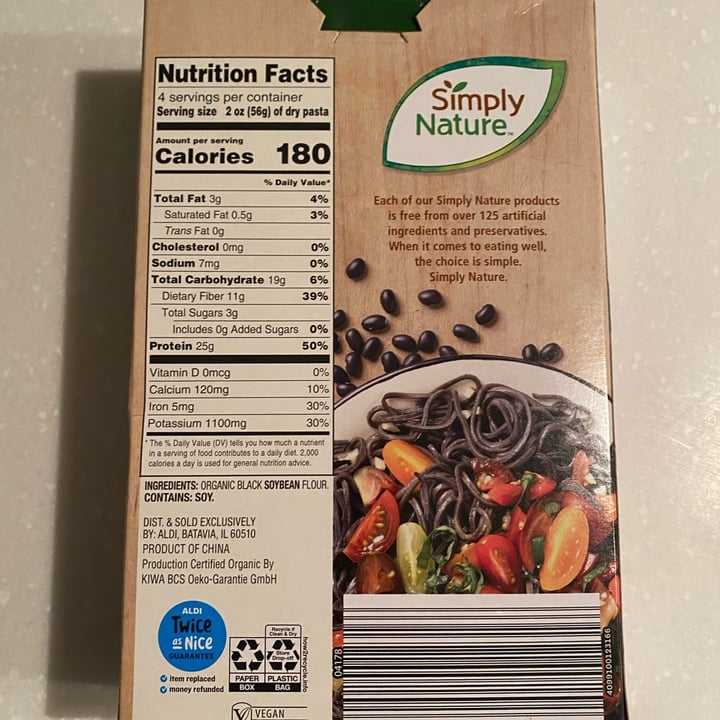 photo of Simply Nature Black Soybean Spaghetti shared by @maeghansolanki on  11 Feb 2022 - review