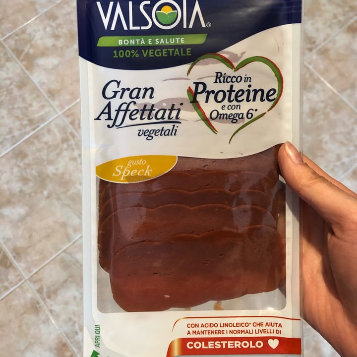 review photo of Valsoia Gran Affettati Vegetali Gusto Speck shared by @auricat02 on 10 Mar 2022 - review