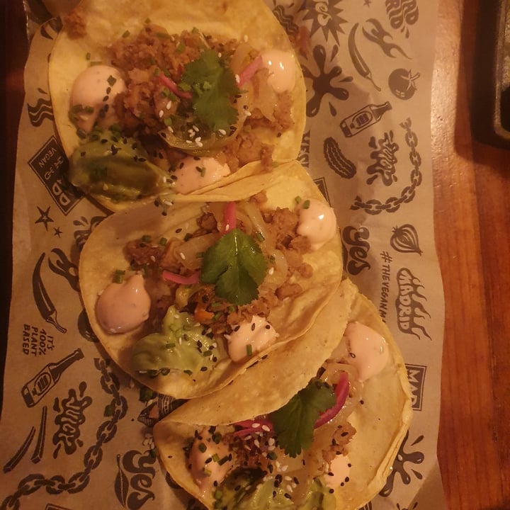 photo of Mad Mad Vegan The mad tacos shared by @saramateos on  10 Apr 2022 - review