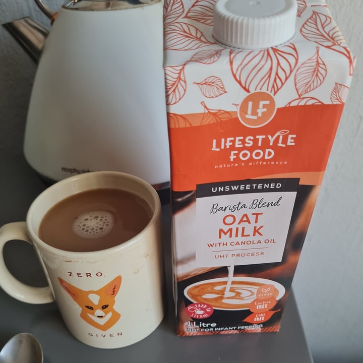 photo of Lifestyle Food Unsweetened Barista Blend Oat Milk shared by @gloomyvegan on  09 Aug 2021 - review