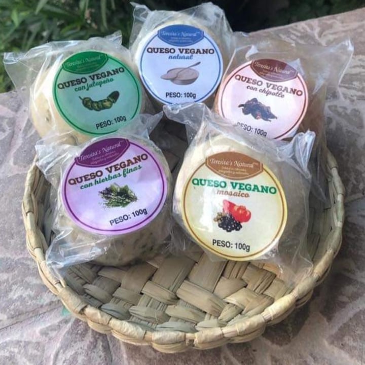 review photo of Teresita's Natural Queso Vegano con Hierbas Finas shared by @luisenrique on 22 Jul 2020 - review
