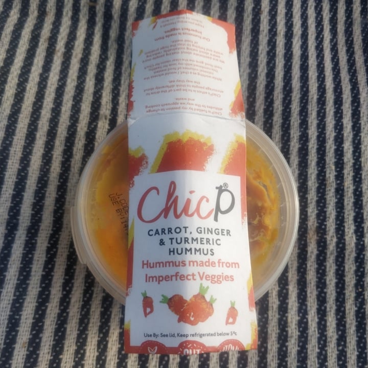 photo of ChicP Carrot, Ginger & Turmeric Hummus shared by @ecofriendlyvegangeek on  15 Oct 2021 - review