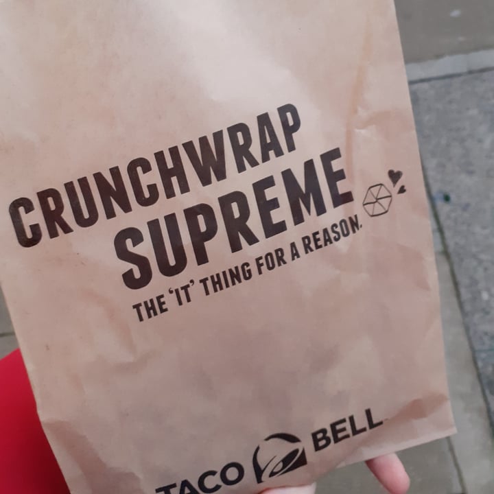 review photo of Taco Bell Crunchwrap supreme (veganised) shared by @tillymjo on 29 Nov 2020 - review