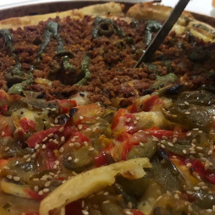 photo of Pizza Vegana San Telmo pizza con soja texturizada shared by @shoi on  17 Aug 2020 - review