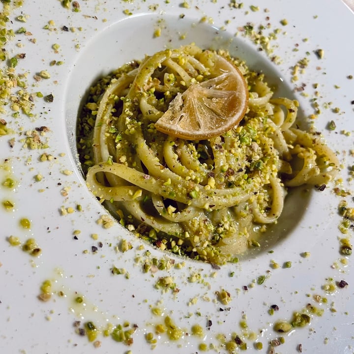 photo of Pesto di Pistacchio Pasta Vegan shared by @fioredicampo on  14 Sep 2021 - review