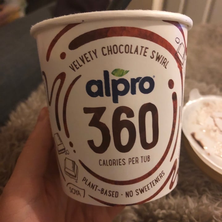 photo of Alpro 360 Velvety Chocolate Swirl shared by @immissnothing on  09 Apr 2020 - review