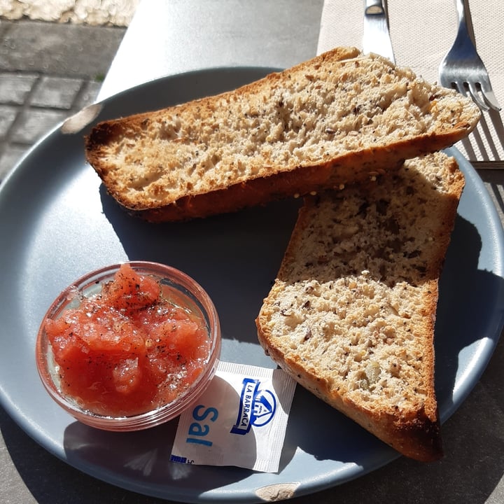photo of MiKENGO Pan Con Tomate shared by @ventru88 on  12 Feb 2022 - review