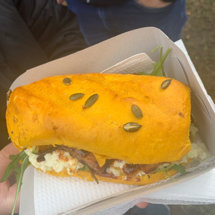 photo of Romeo & Vero Vegan Butcherie Burgers shared by @peppadew on  30 Aug 2020 - review