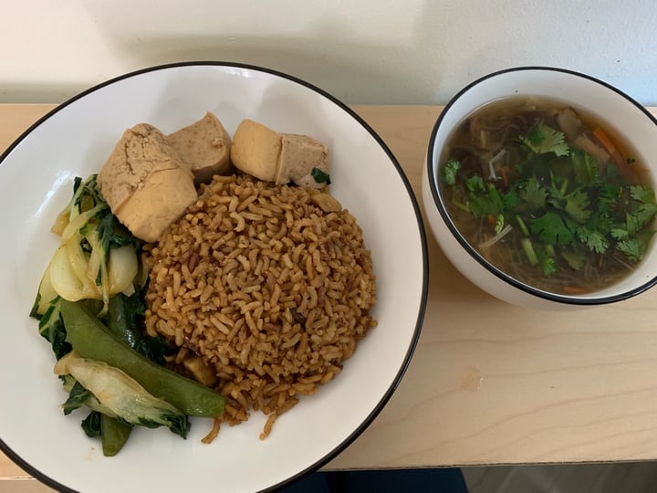 photo of Simple Lifestyle Healthy Vegetarian Cafe Vegan Buddha Bowl shared by @mybellyfats on  19 Jul 2019 - review