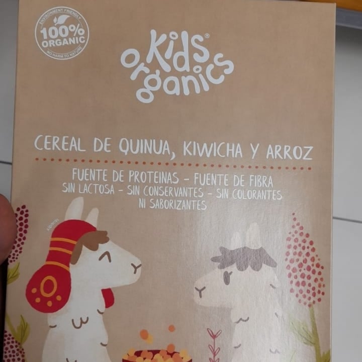 photo of Kids organics Cereal de quinua, kiwicha y arroz shared by @marianabea on  07 Jun 2022 - review