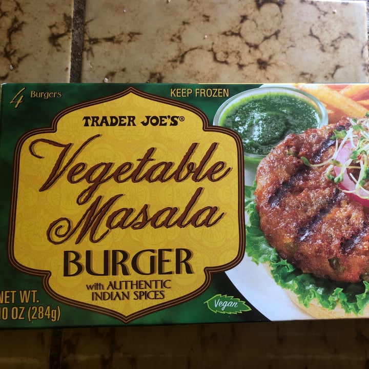 photo of Trader Joe's Vegetable Masala Burger shared by @roryahern on  28 Jul 2021 - review