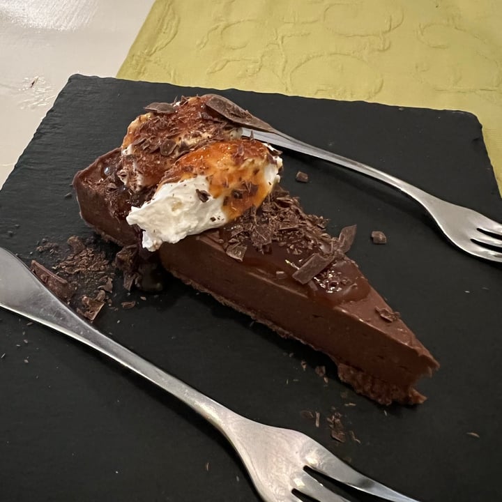 photo of La Pépinière Ristorante Biologico Bavarese al cioccolato e caramello salato shared by @clau on  11 Jul 2022 - review