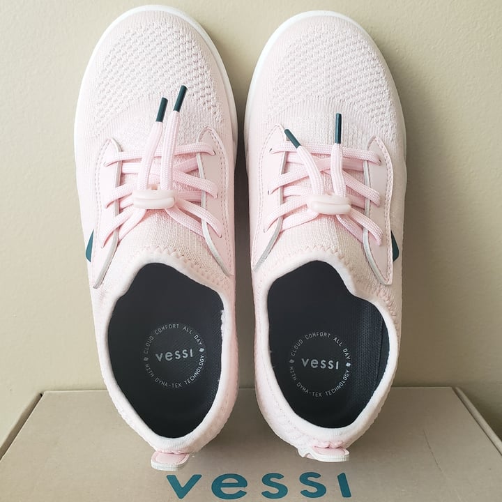 photo of Vessi Kid's Weekend Shoe shared by @embraceeachdayna on  08 Oct 2021 - review