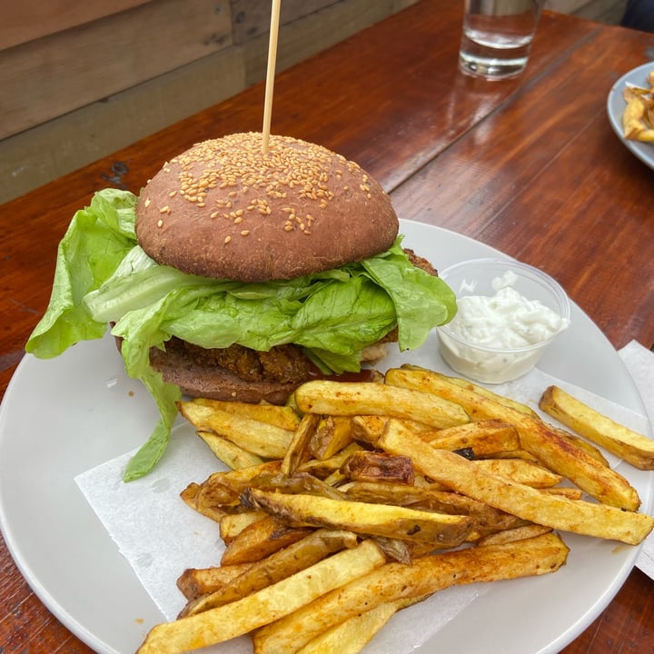 photo of Vegan Namasté Seitan crunch shared by @vale2cq on  31 Dec 2021 - review