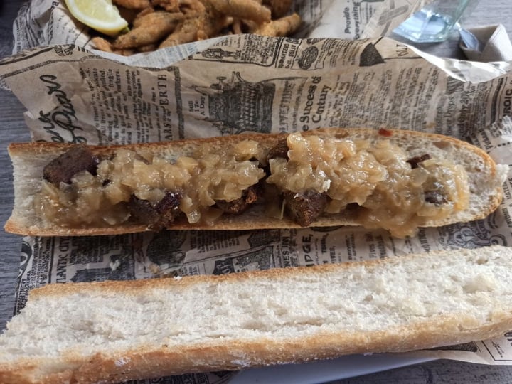 review photo of El Perro Gamberro Vegata De Longaniza Y Mostaza shared by @veggienning on 01 Mar 2020 - review
