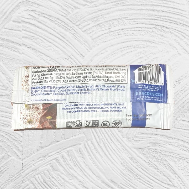 photo of 88 Acres Chocolate Brownie Pumpkin Seed Bar shared by @glutenfreevee on  12 Feb 2022 - review