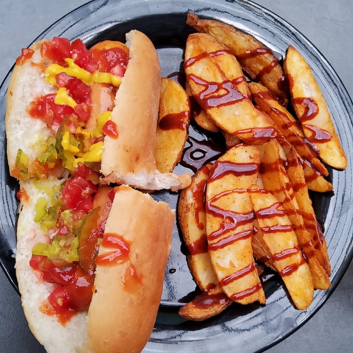photo of VegCo. Restaurante Vegano Hotdog Beyond shared by @adiirobles on  29 Oct 2020 - review