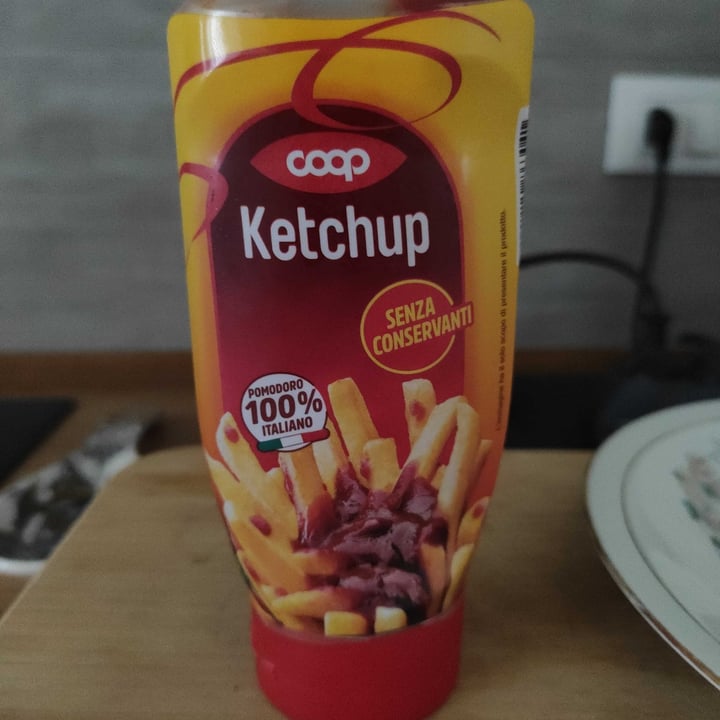 photo of coop ketchup shared by @giramondo on  27 Aug 2022 - review