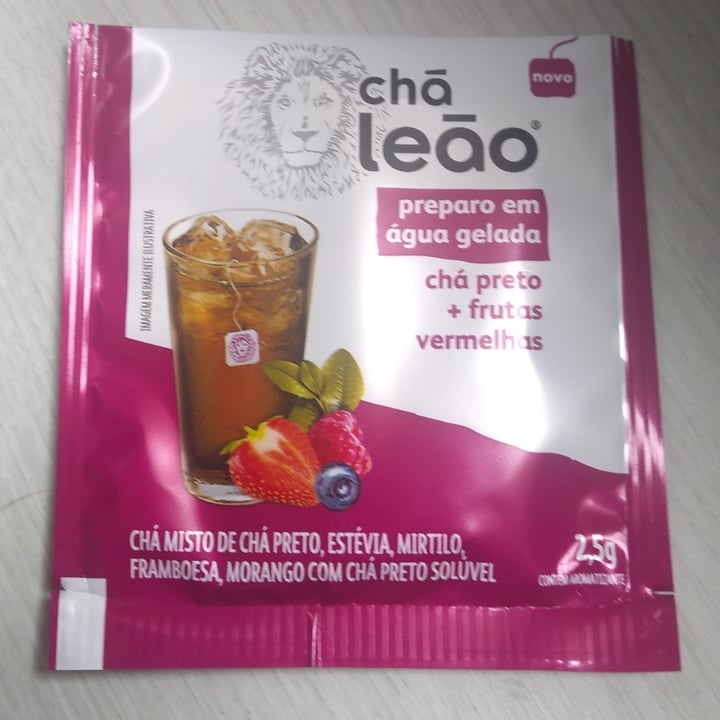 review photo of Chá Leão Chá Preto Com Frutas Vermelhas shared by @julia-nicacio on 15 Oct 2022 - review