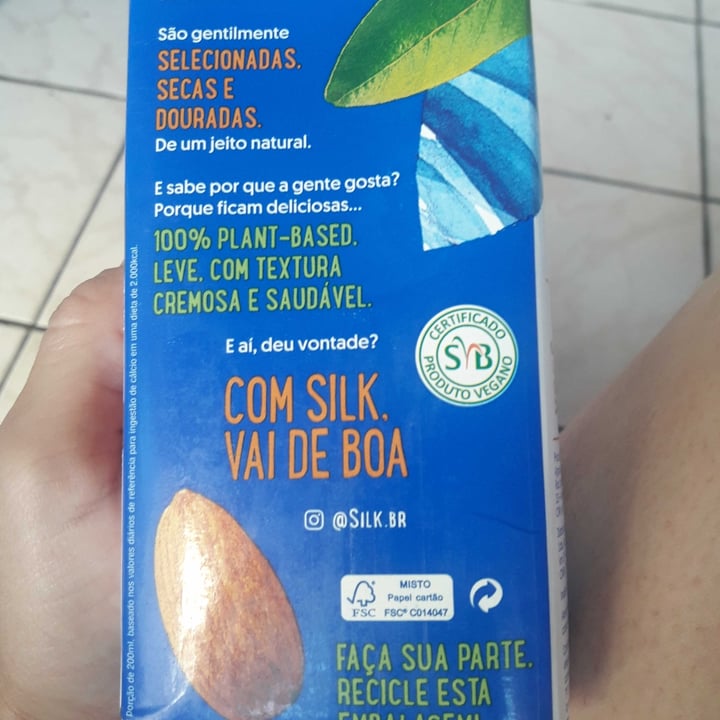 review photo of Silk Bebida vegetal de Amendôa sem Açúcares shared by @fernandabrodrigues39 on 19 Jun 2022 - review