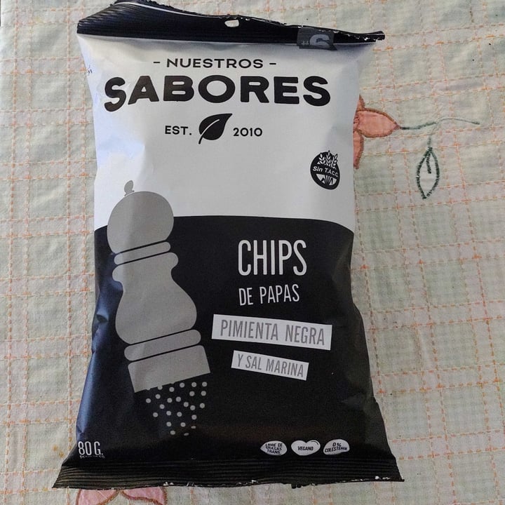 photo of Nuestros Sabores Chips de papas, pimienta y sal marina shared by @mailenn on  13 Mar 2021 - review
