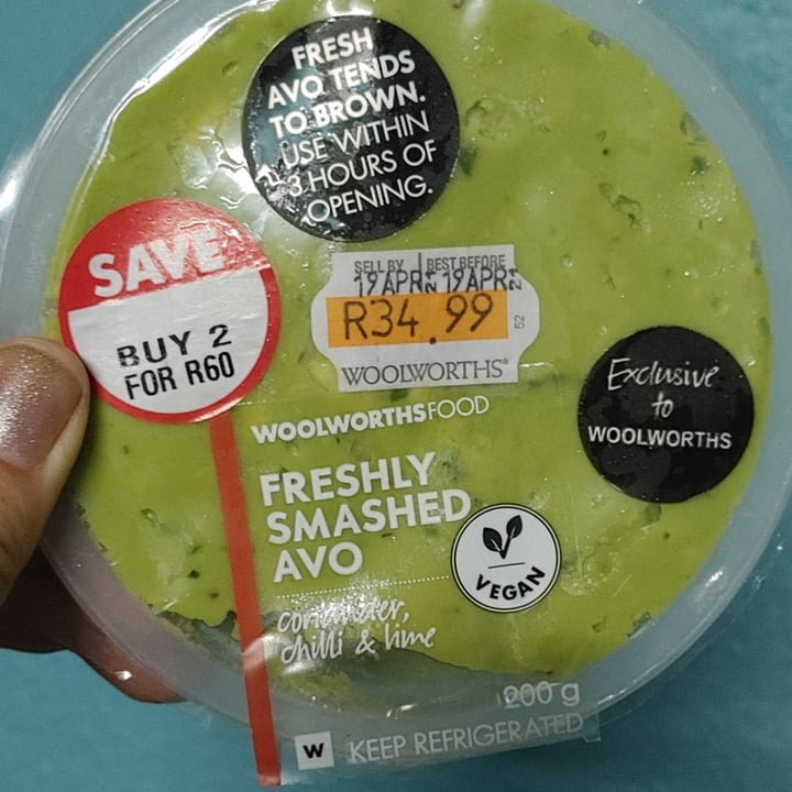 review photo of Woolworths Freshly smashed avo and chilli shared by @candimcg on 15 Apr 2021 - review