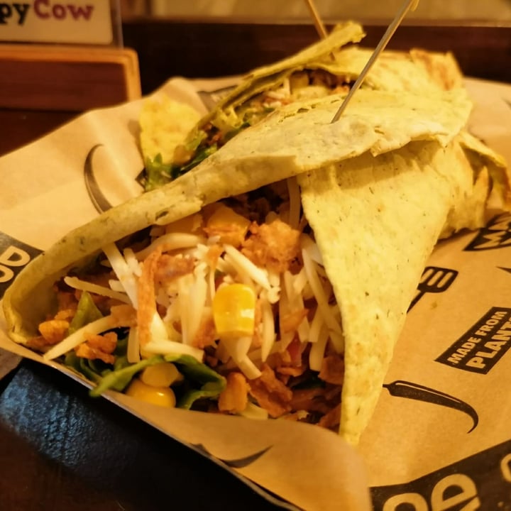 photo of Mad Mad Vegan Toronto wraptor shared by @mariencd on  28 Jun 2020 - review